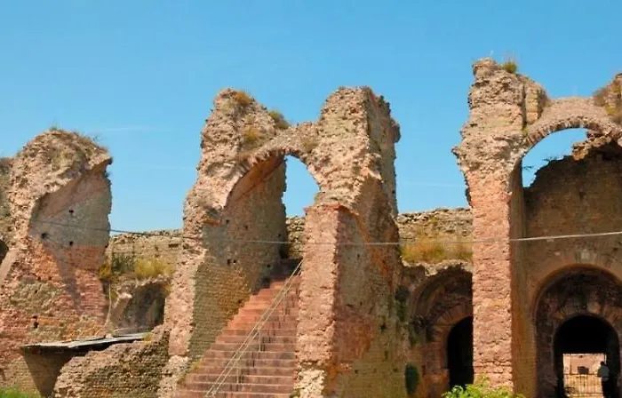 Lejlighed Formidable Studio Au Coeur Historique De Fréjus